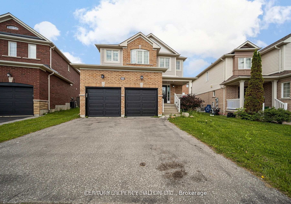 91-laprade-square-clarington-ontario-e13575950