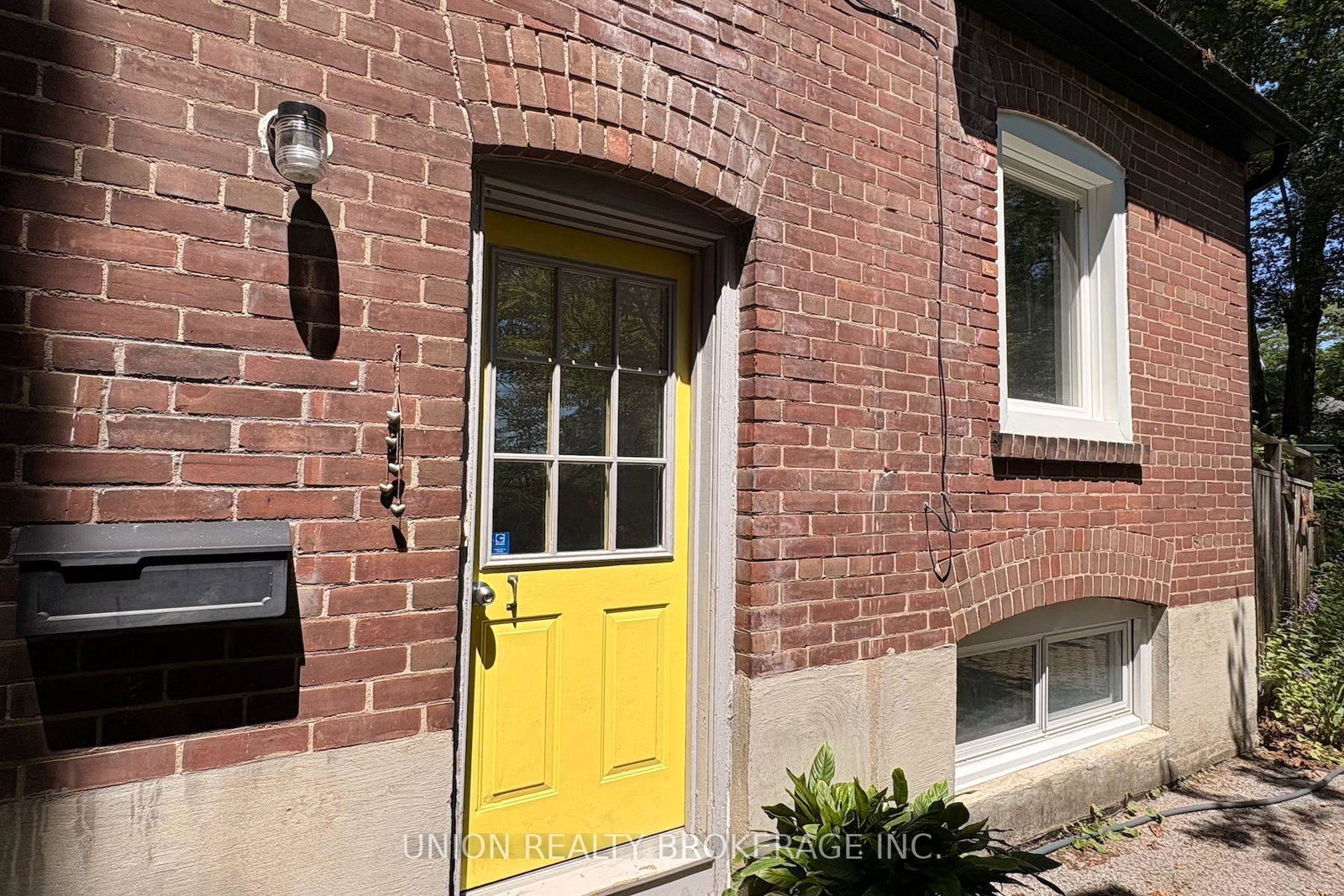 15-blantyre-avenue-toronto-scarborough-ontario-e13576498