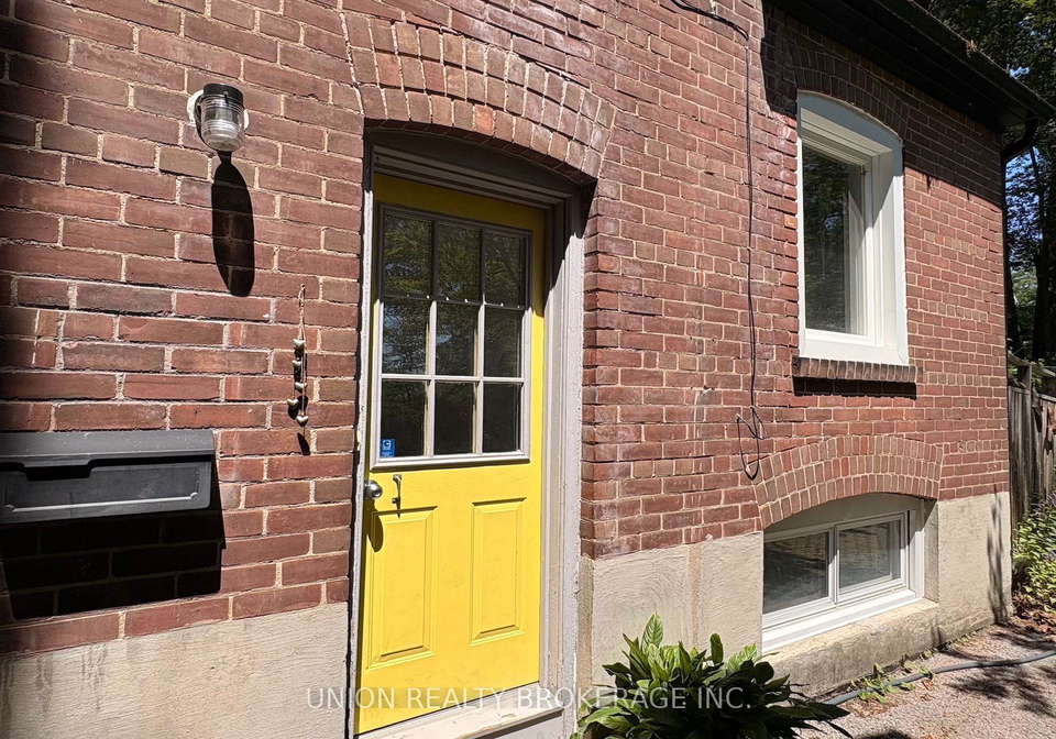 15-blantyre-avenue-toronto-scarborough-ontario-e13576498