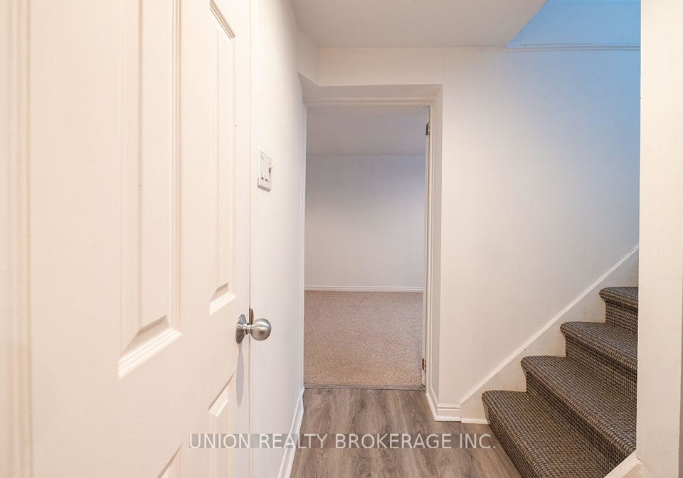15-blantyre-avenue-toronto-scarborough-ontario-e13576498