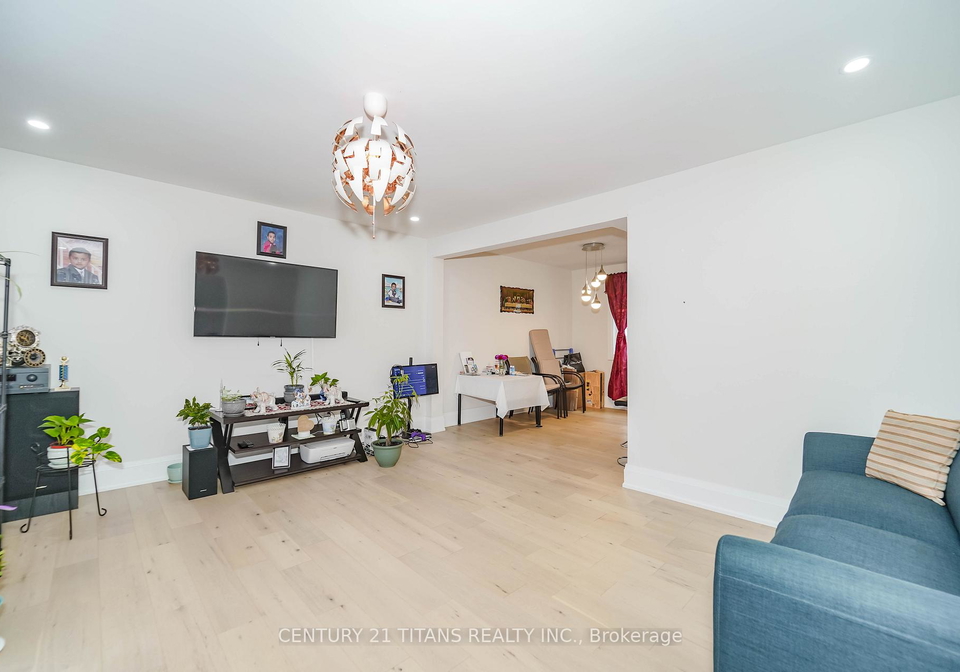 42-pixley-crescent-toronto-scarborough-ontario-e13576644