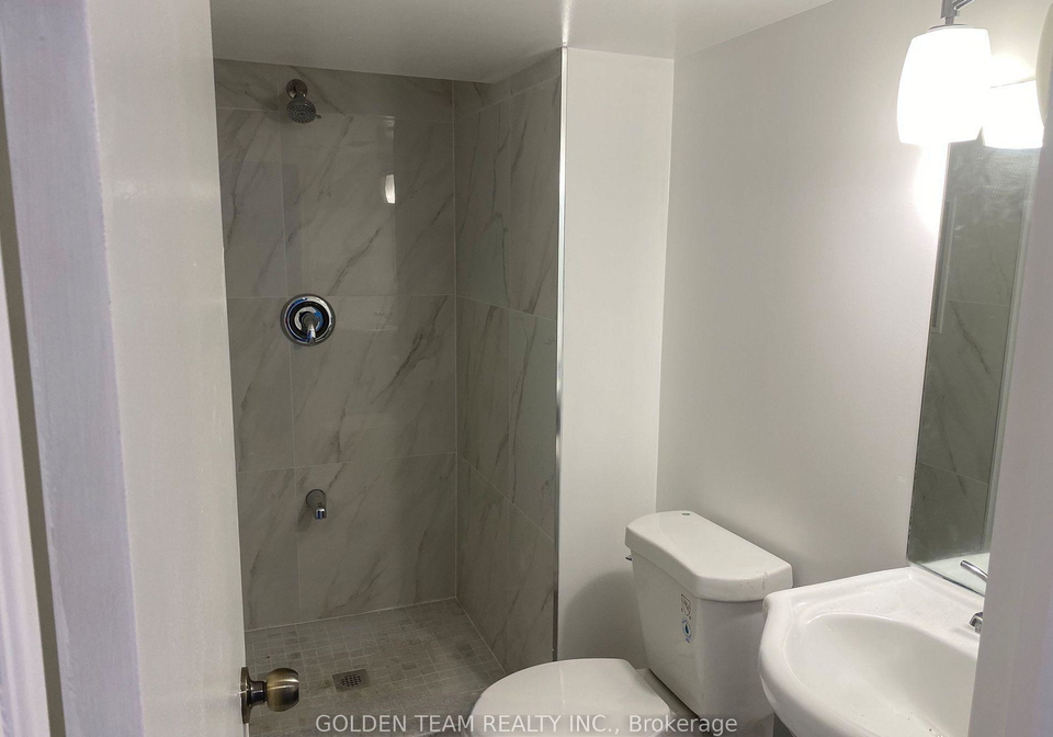 21-canham-crescent-toronto-scarborough-ontario-e13576764