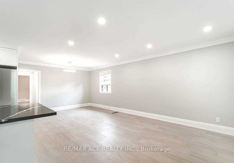 16-compton-drive-toronto-scarborough-ontario-e13576962