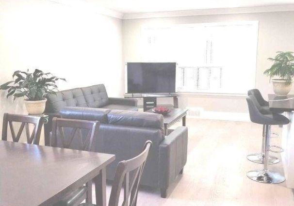 16-compton-drive-toronto-scarborough-ontario-e13576962