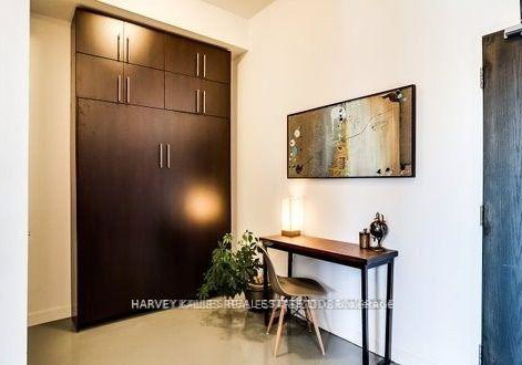 201-carlaw-avenue-w-toronto-toronto-ontario-e13577346