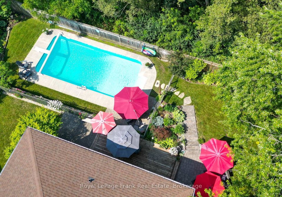 19-ann-arbour-court-whitby-ontario-e13577408