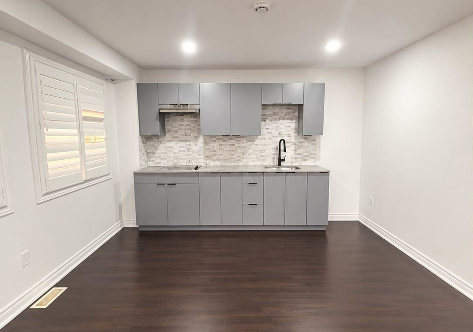 13-brider-crescent-ajax-ontario-e13577680