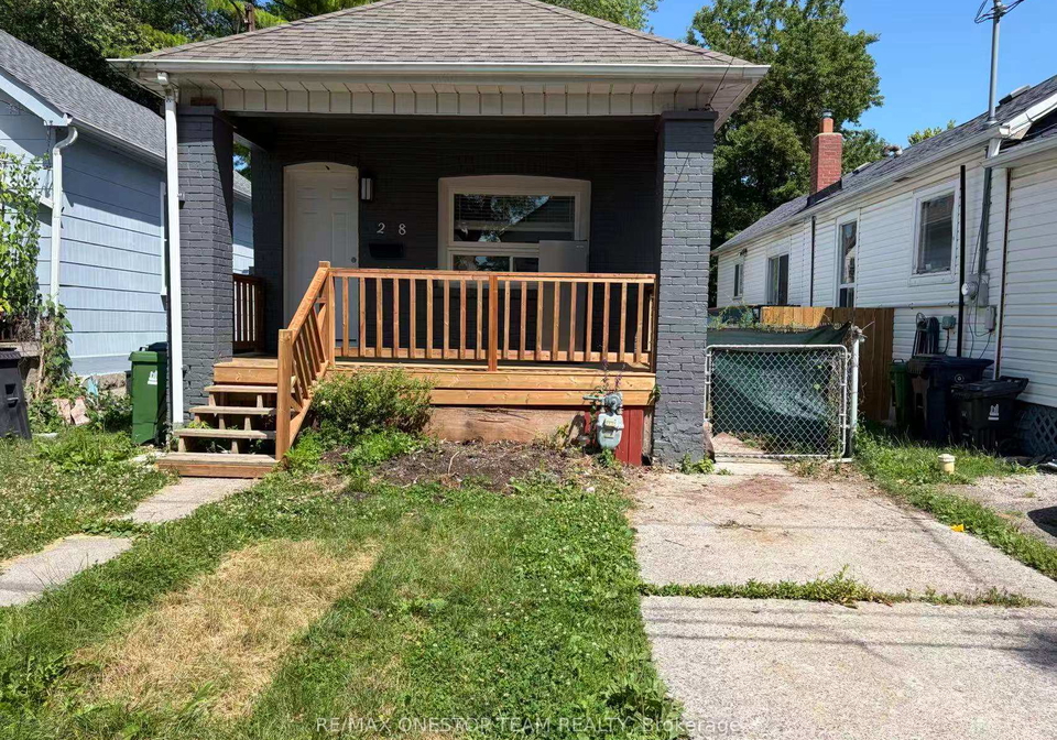 28-cambrai-avenue-toronto-east-york-ontario-e13577896
