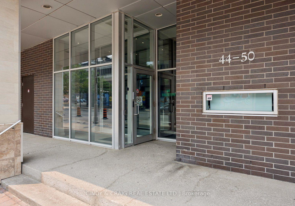 44-bond-street-w-oshawa-ontario-e13578084