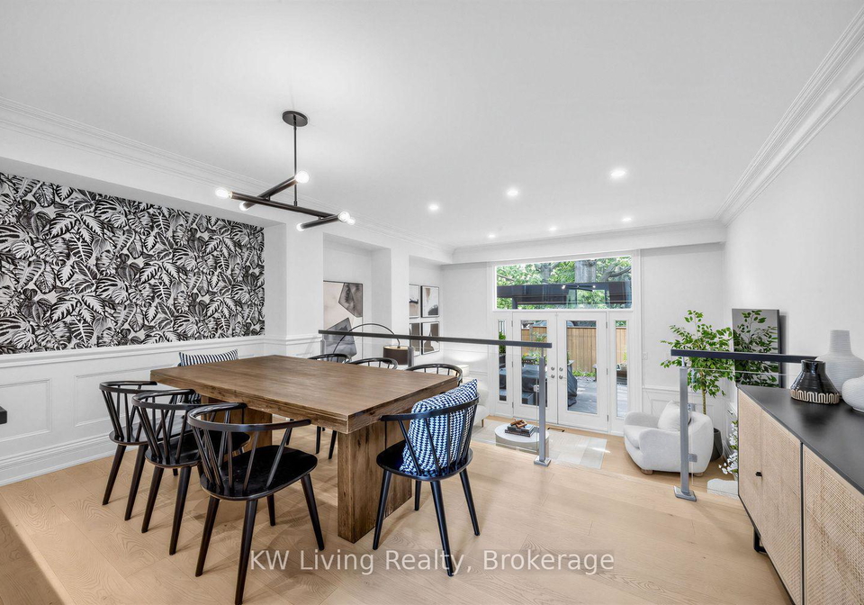 155-woodbine-avenue-toronto-toronto-ontario-e13579704