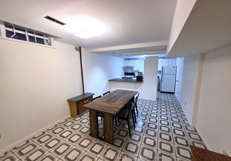 20-gaslight-crescent-toronto-scarborough-ontario-e13579724