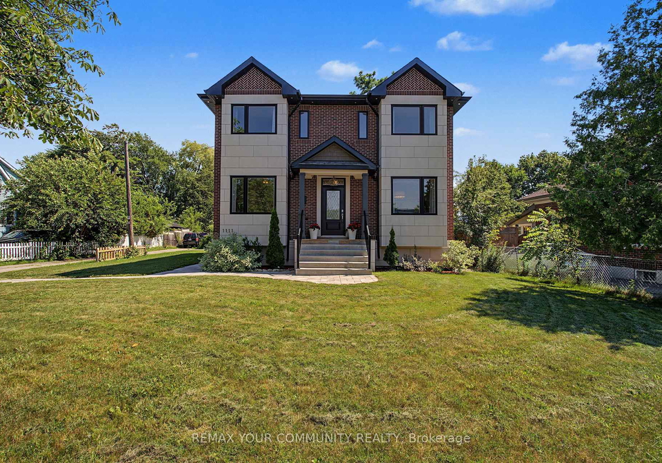 1111-king-street-e-oshawa-ontario-e13580280