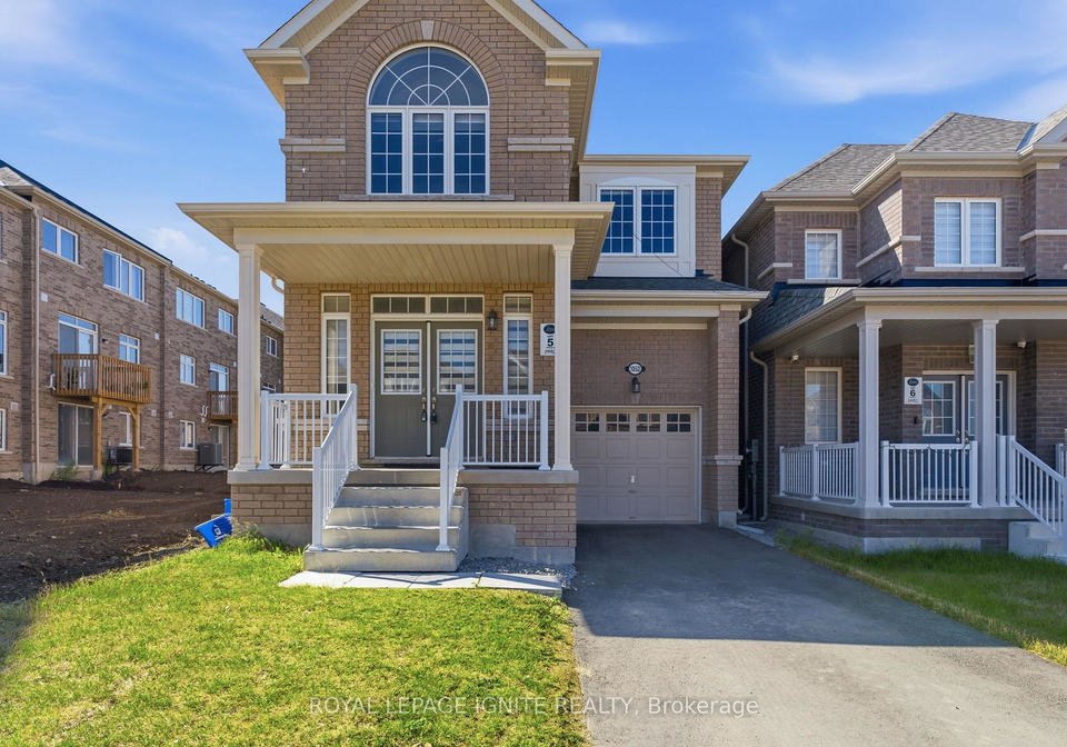 1052-matthew-murray-crescent-oshawa-ontario-e13580664