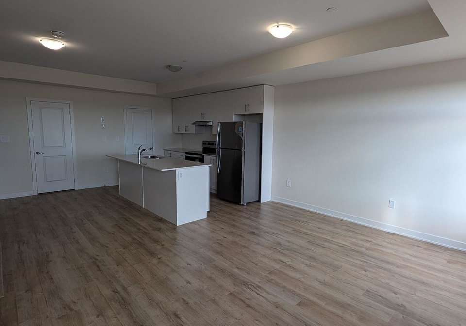 755-omega-drive-s-pickering-ontario-e13580680