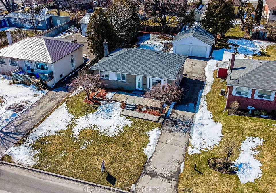 30-linton-avenue-e-ajax-ontario-e13580876