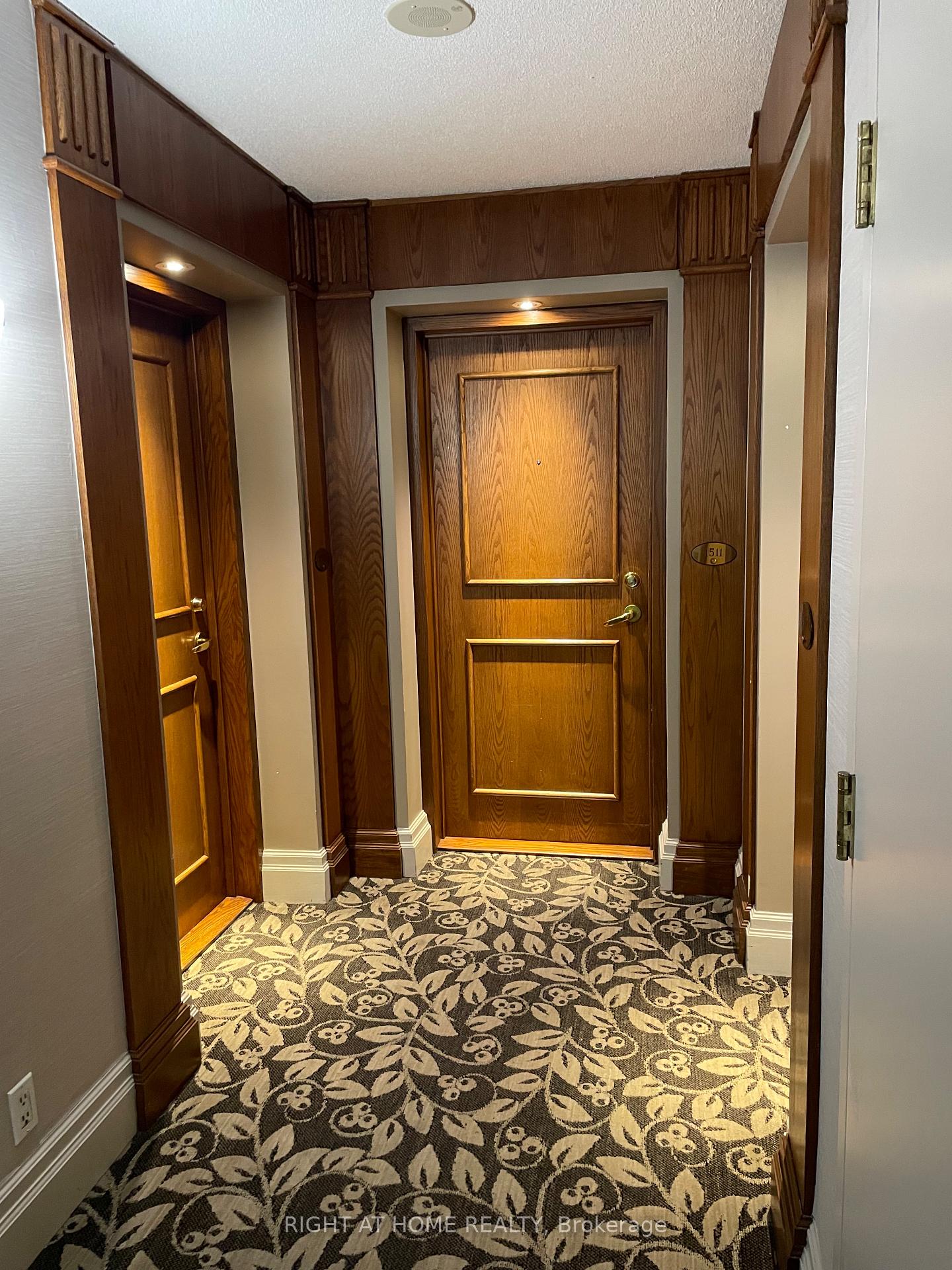 1-lee-centre-drive-toronto-scarborough-ontario-e13581148