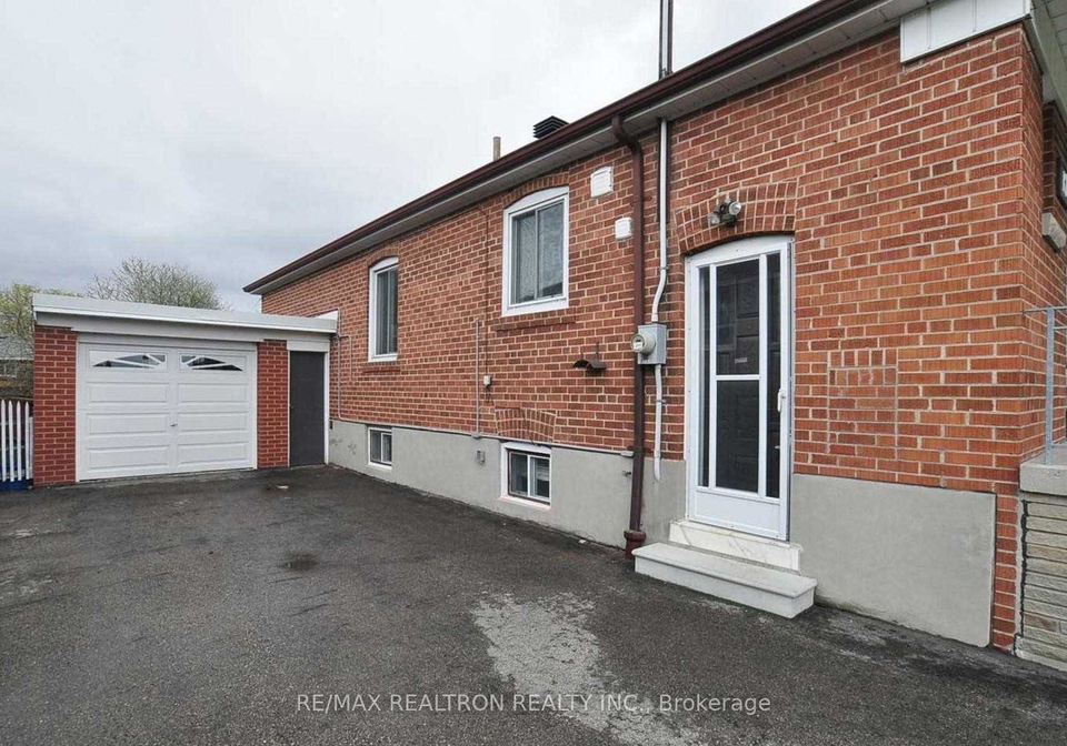 17-crosland-drive-toronto-scarborough-ontario-e13581654