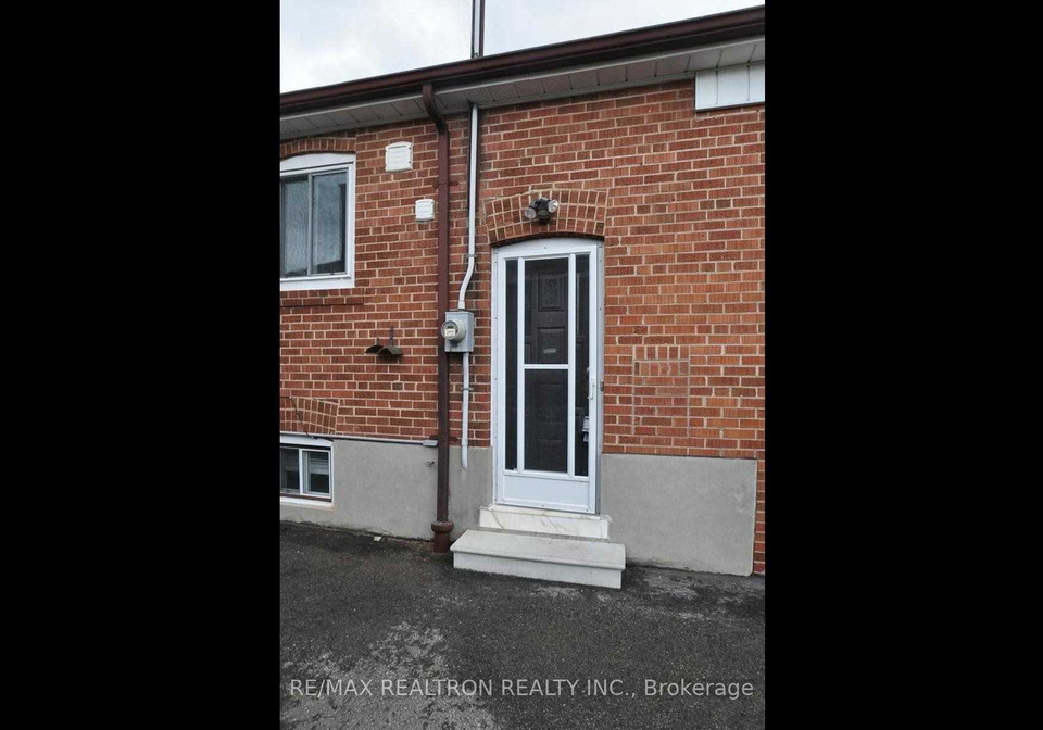 17-crosland-drive-toronto-scarborough-ontario-e13581654