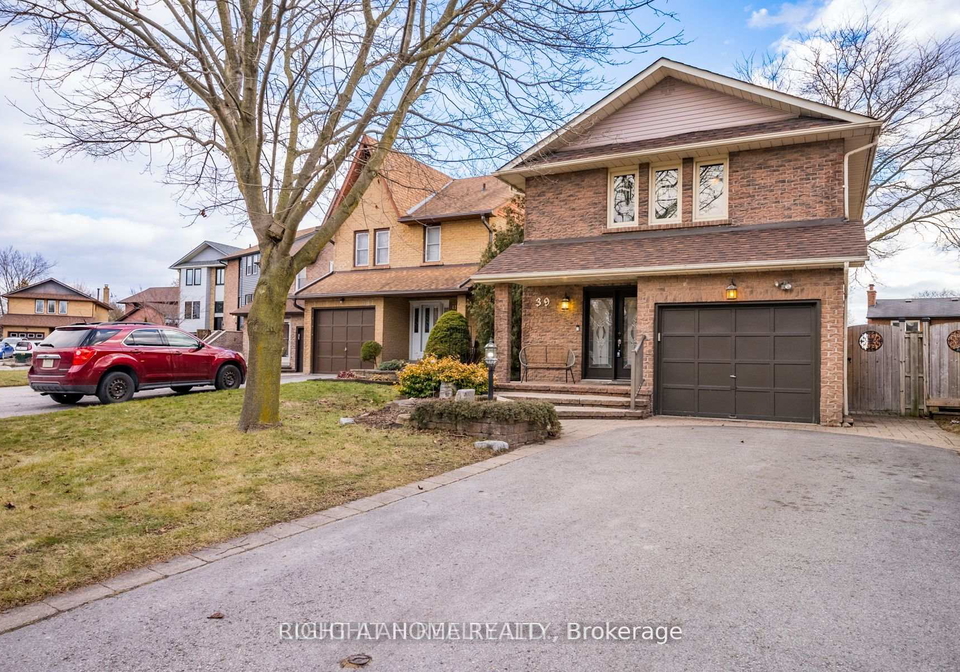 39-longfellow-court-whitby-ontario-e13582234
