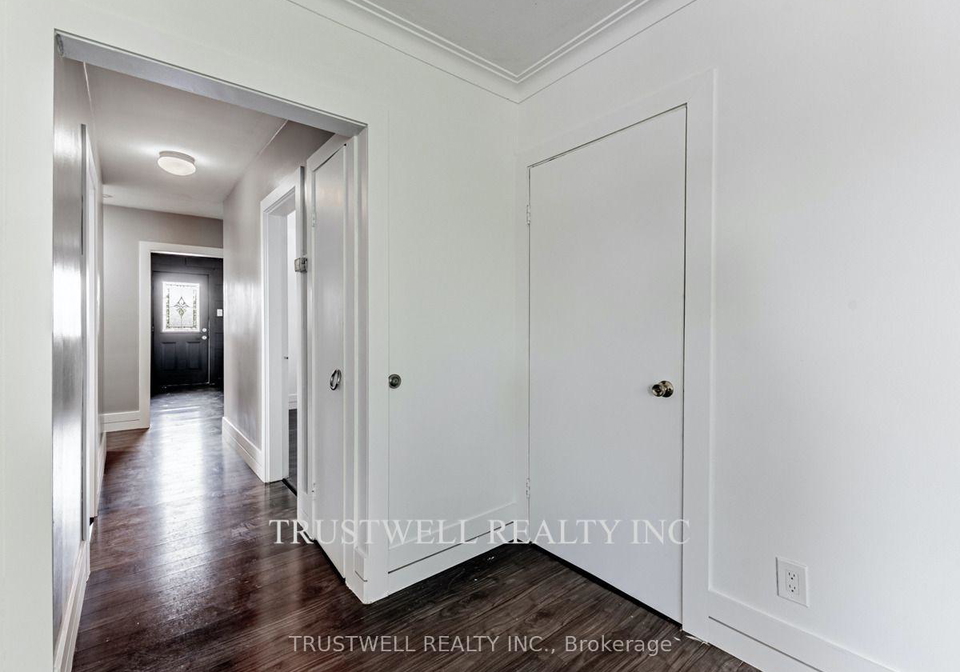 105-mary-street-e-whitby-ontario-e13582286