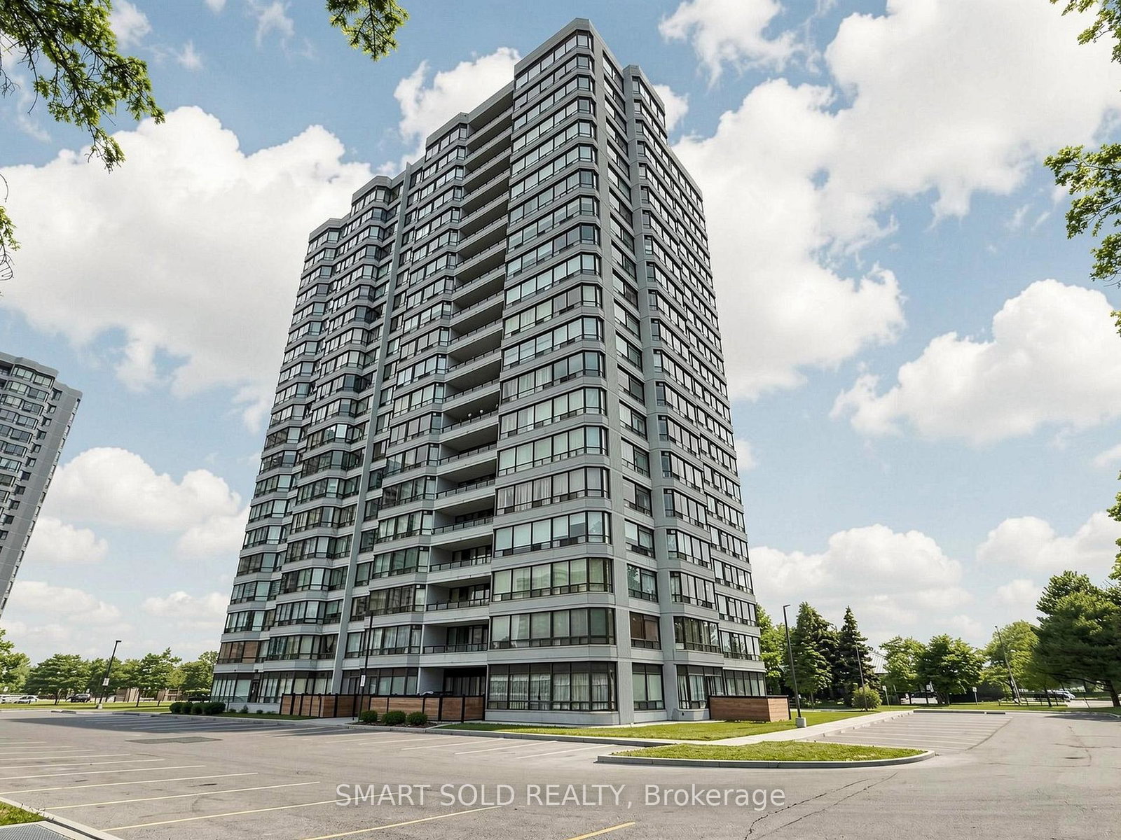 300-alton-towers-circle-toronto-scarborough-ontario-e13582368
