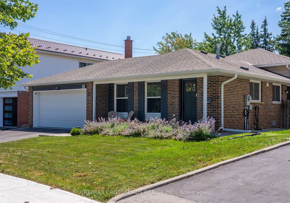 23-chaldean-street-toronto-scarborough-ontario-e13583040