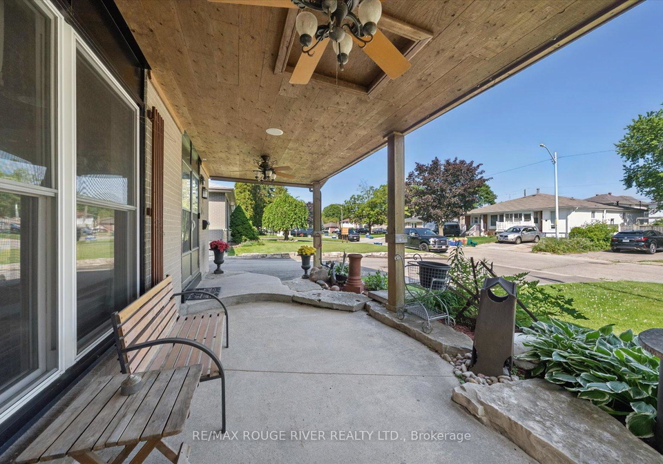 1289-ilona-park-road-pickering-ontario-e13583726