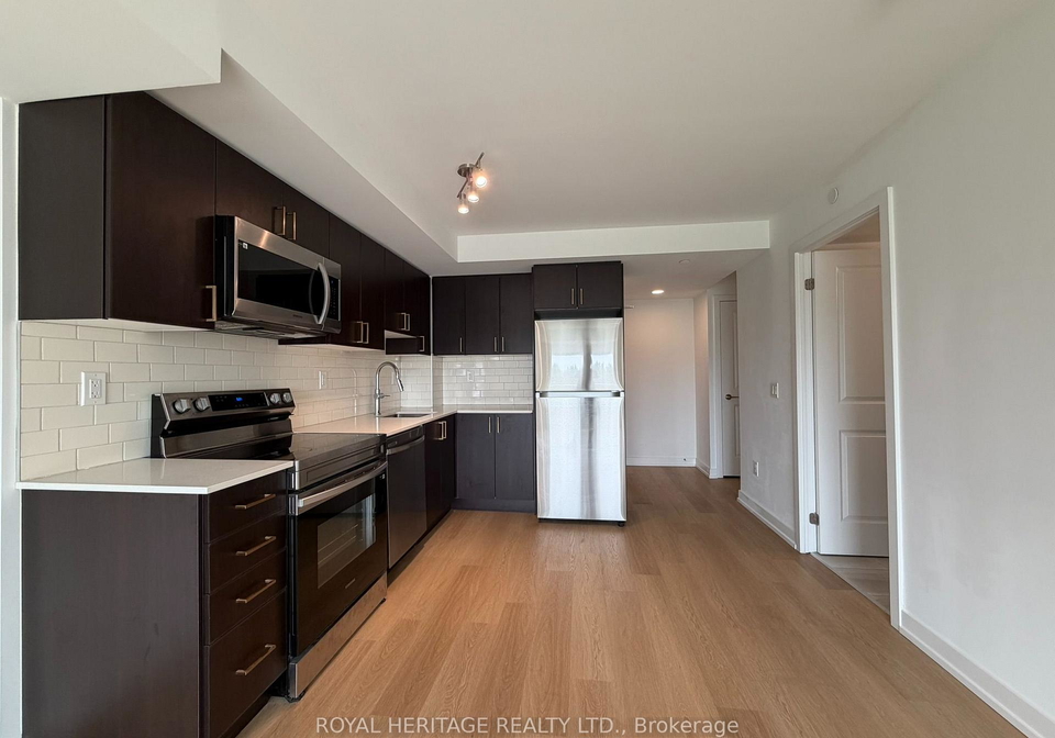 1435-celebration-drive-pickering-ontario-e13584046
