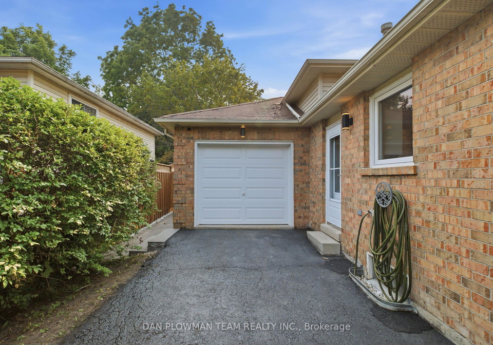 71-prout-drive-clarington-ontario-e13584840