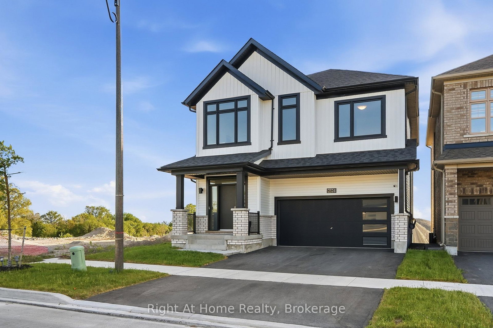 2324-verne-bowen-street-oshawa-ontario-e13586632