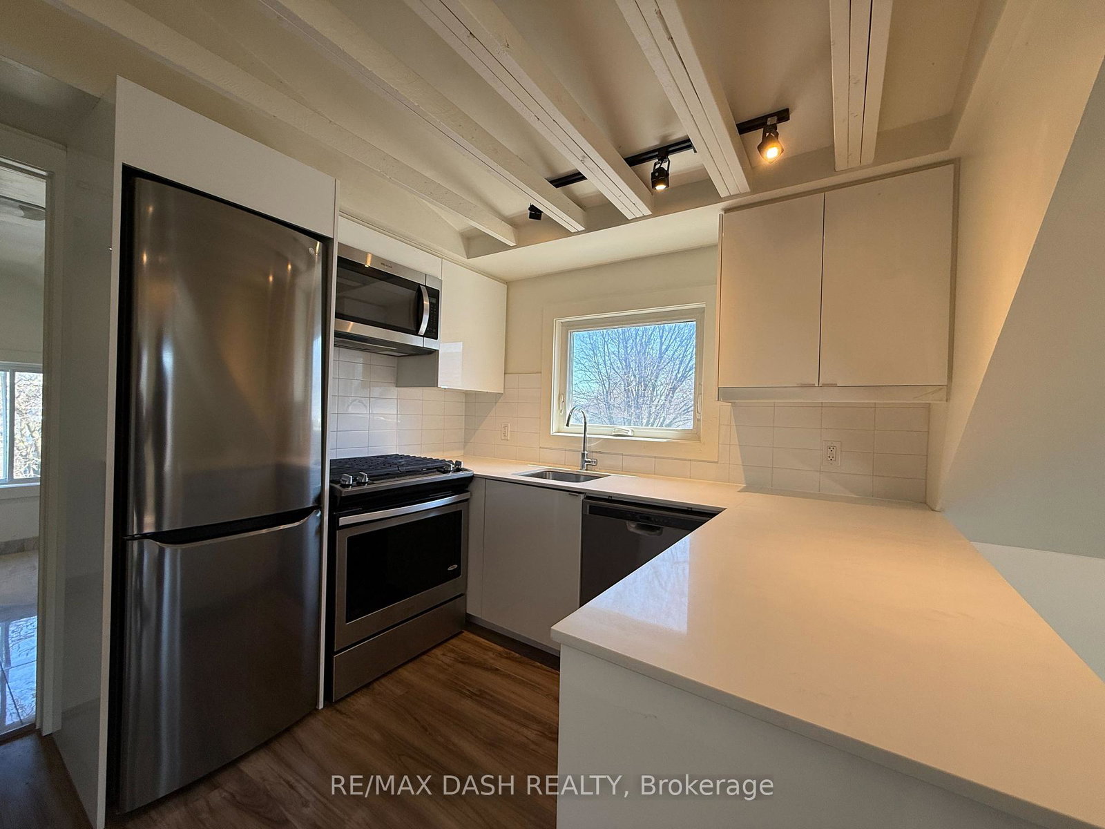 263-boston-avenue-toronto-toronto-ontario-e13586742