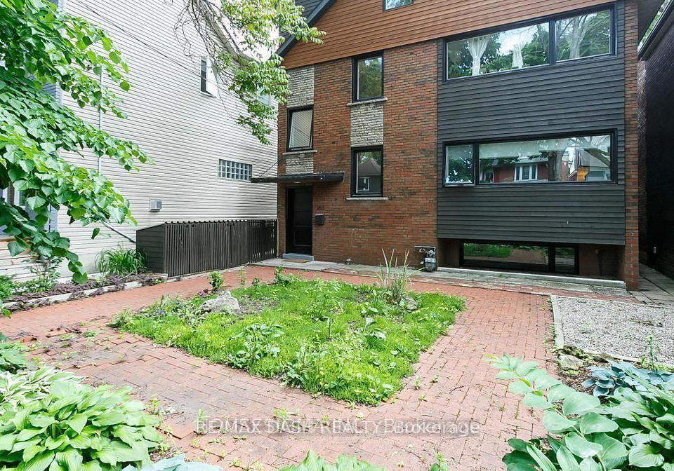 263-boston-avenue-toronto-toronto-ontario-e13586742