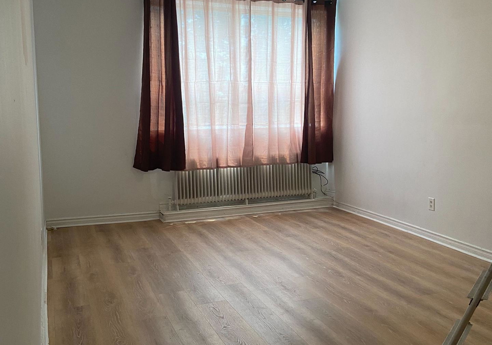 2881-lawrence-avenue-e-toronto-scarborough-ontario-e13586754
