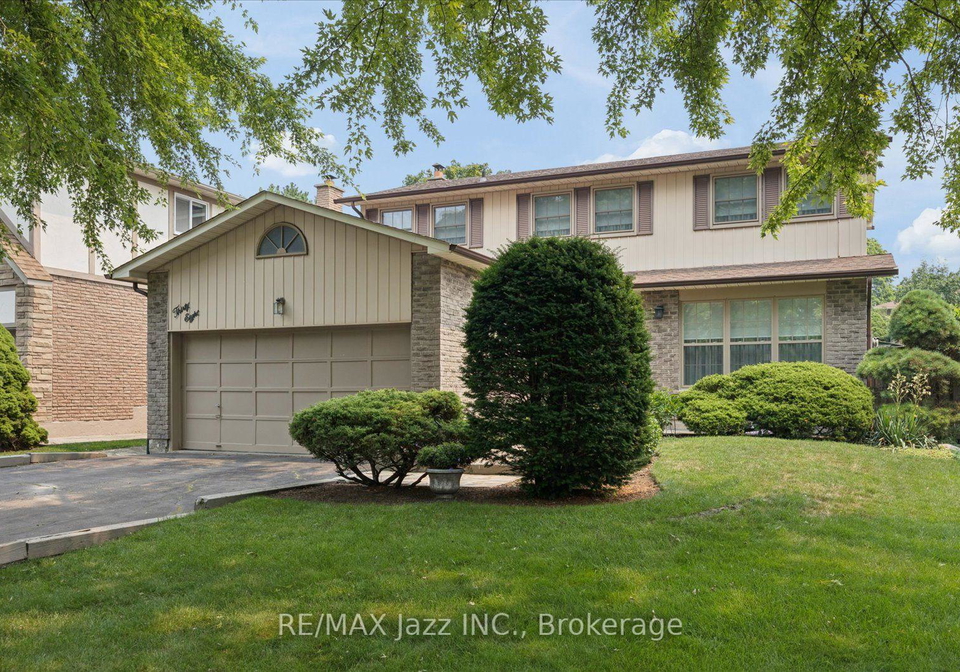 38-trinity-crescent-whitby-ontario-e13587214
