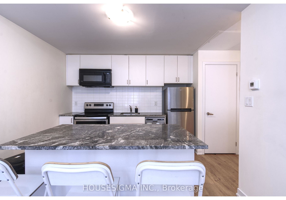 1720-simcoe-street-n-oshawa-ontario-e13587302