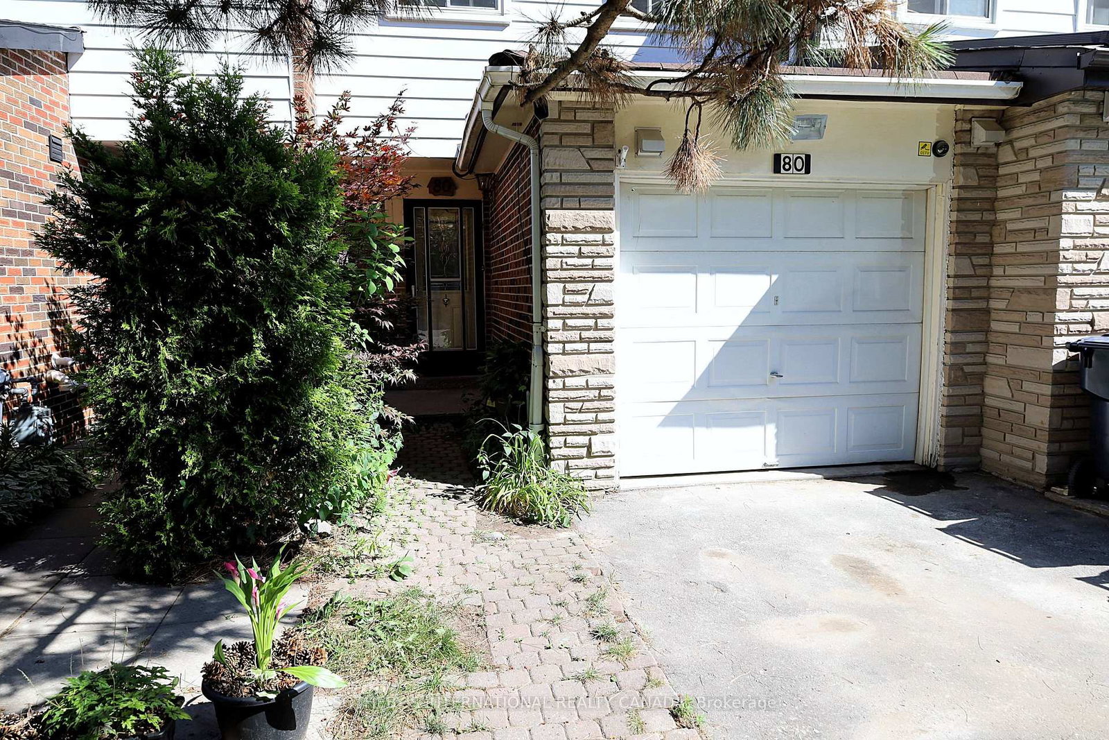 80-halsey-avenue-toronto-east-york-ontario-e13587992