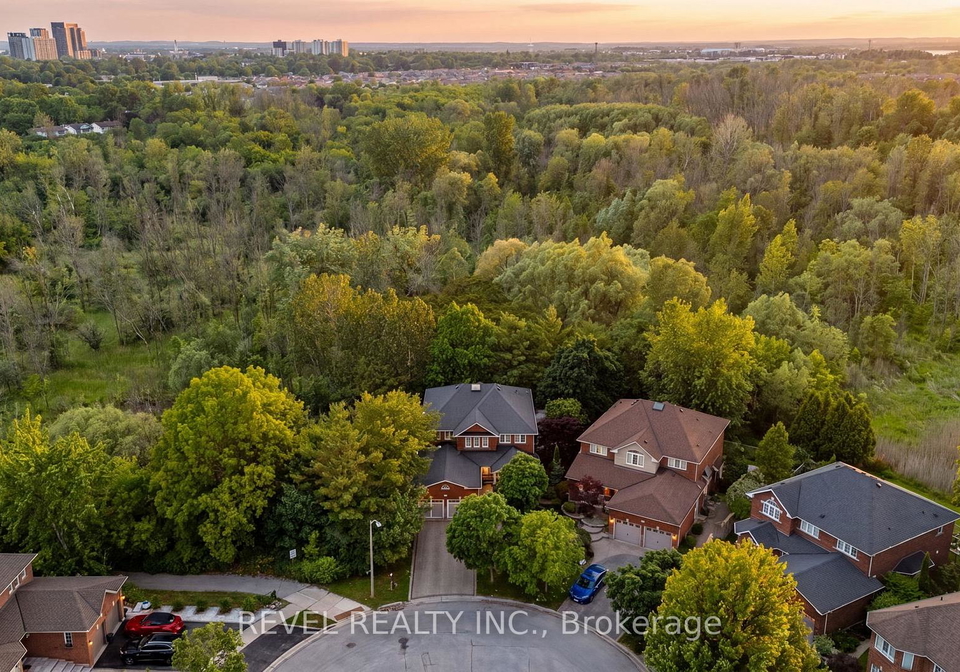 7-callander-court-ajax-ontario-e13588036