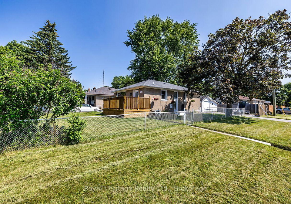 42-thorncroft-crescent-ajax-ontario-e13588328