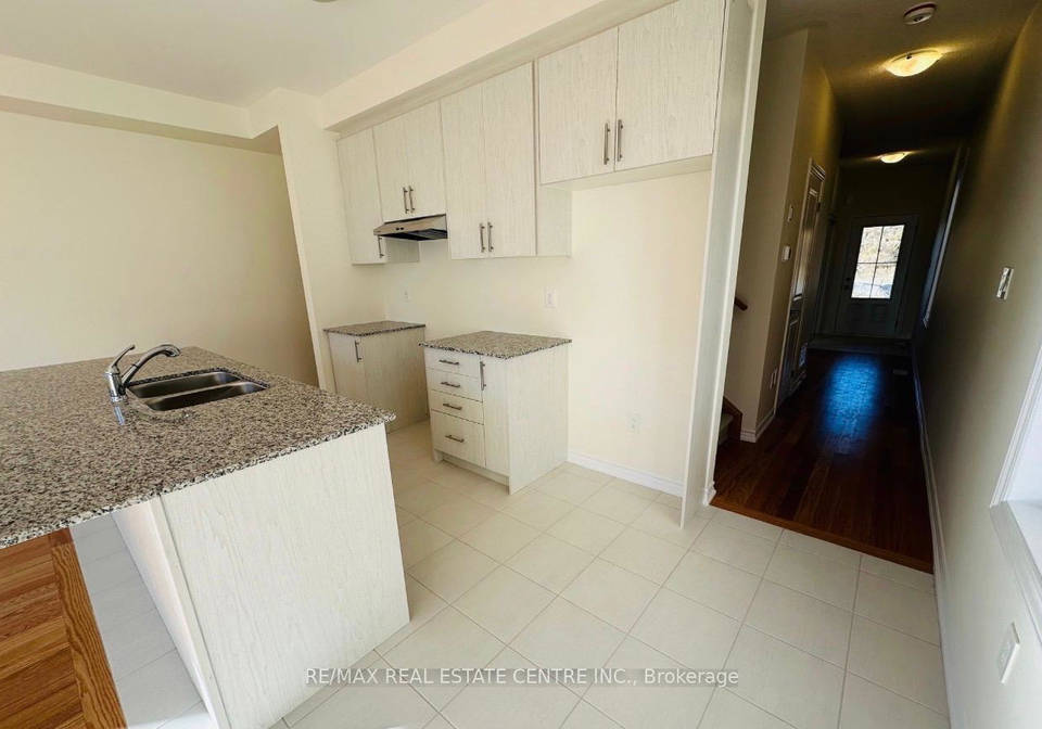 673-ribstone-court-oshawa-ontario-e13588612