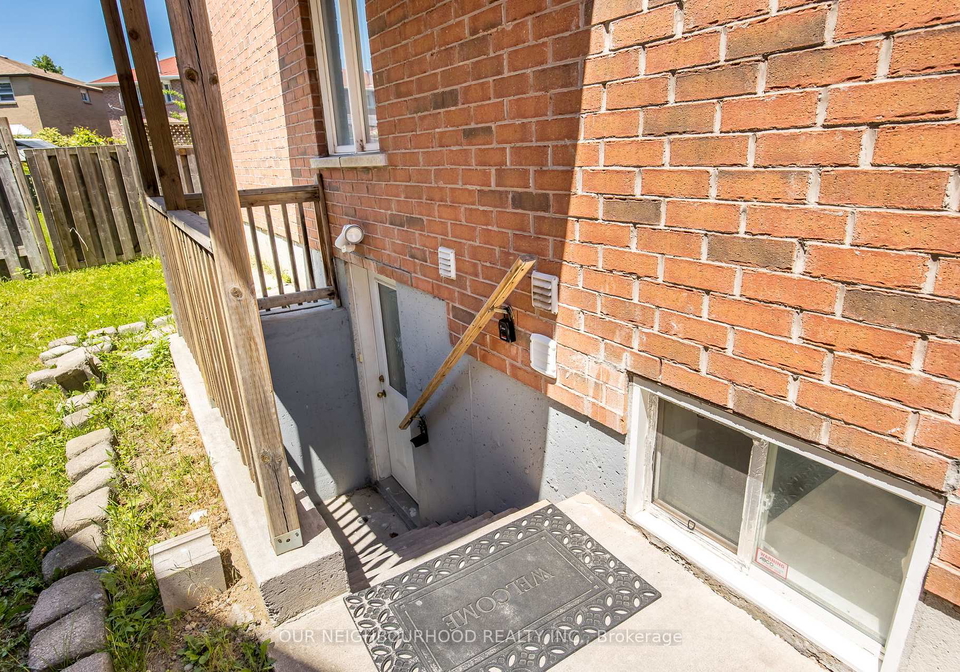 14-tarsus-crescent-toronto-scarborough-ontario-e13589616