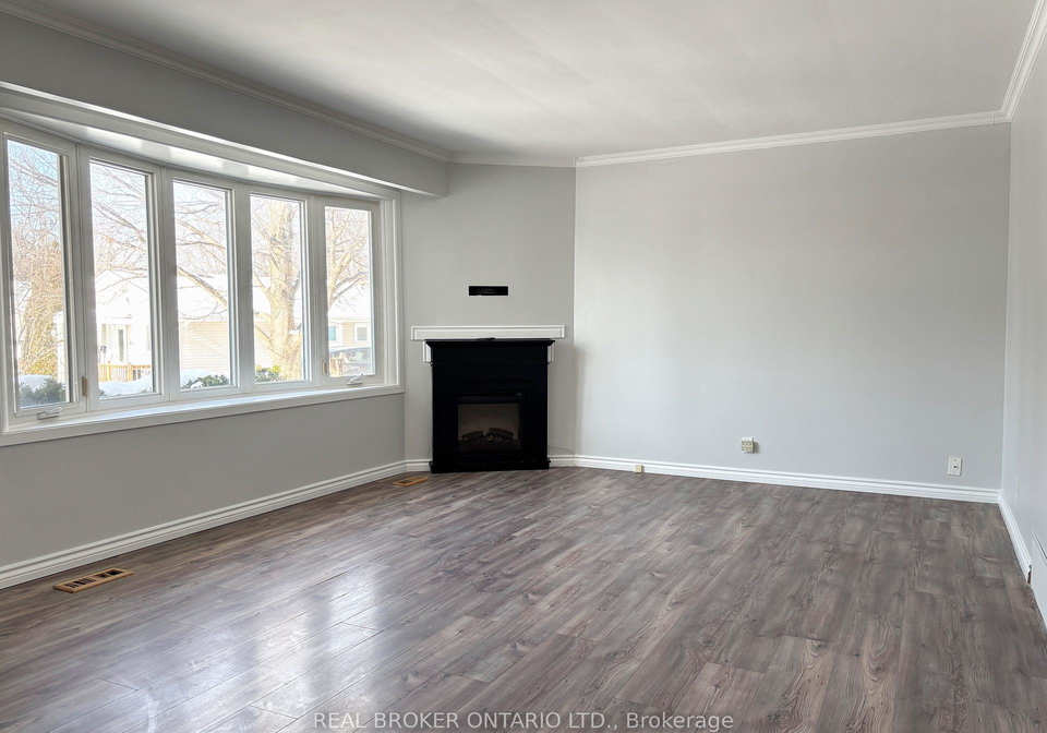 327-dover-street-oshawa-ontario-e13590170