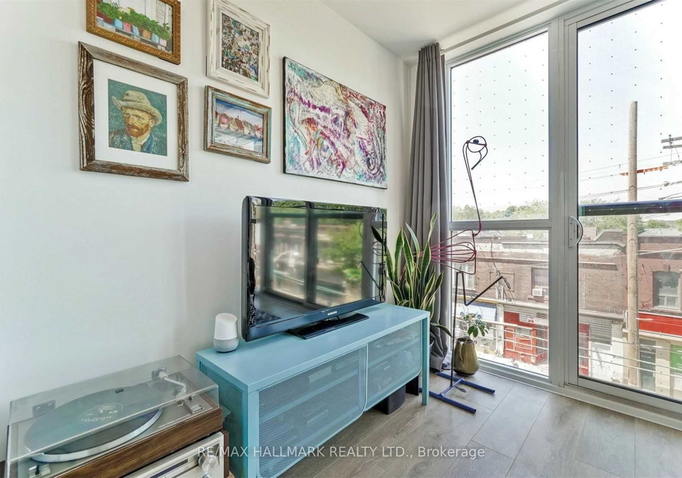 899-queen-street-e-toronto-toronto-ontario-e13590538