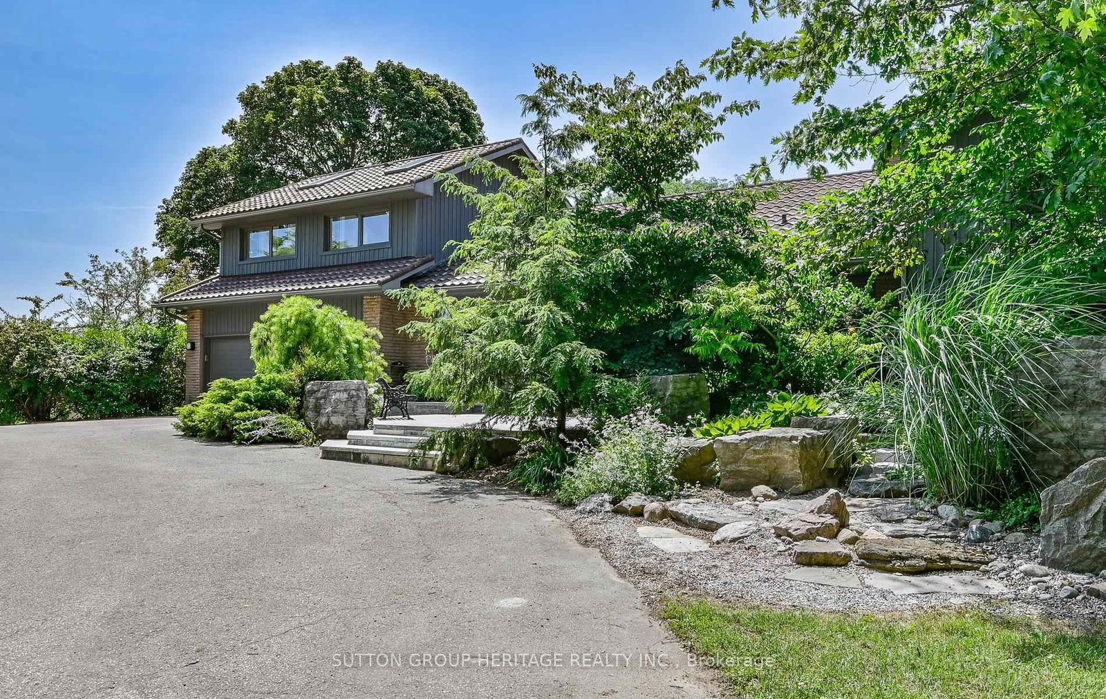 4710-sideline-8-side-road-pickering-ontario-e13590610
