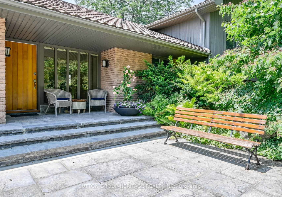 4710-sideline-8-side-road-pickering-ontario-e13590610
