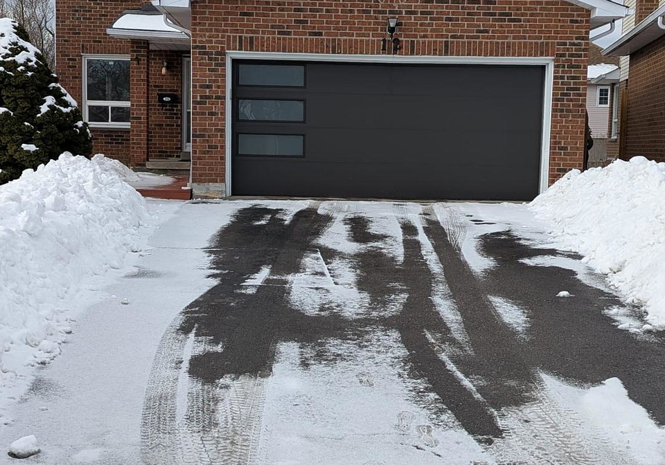 12-empson-court-ajax-ontario-e13591042