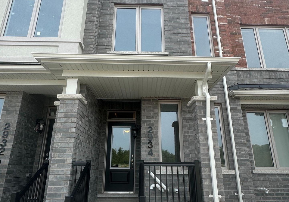 2934-whites-road-pickering-ontario-e13591076