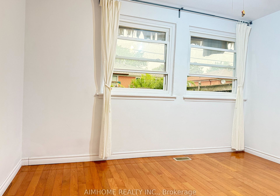 58-newlands-avenue-toronto-scarborough-ontario-e13591268