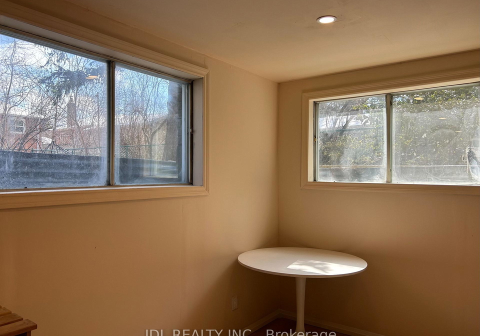 21-squires-avenue-toronto-east-york-ontario-e13591358