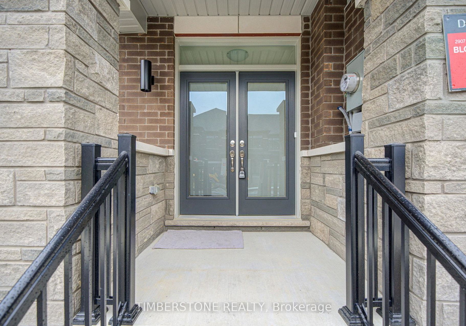2907-nakina-street-pickering-ontario-e13591394