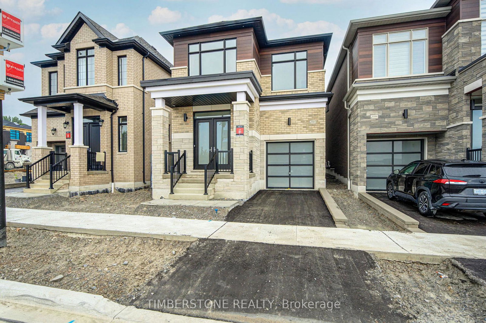 3361-deepglade-path-pickering-ontario-e13591404